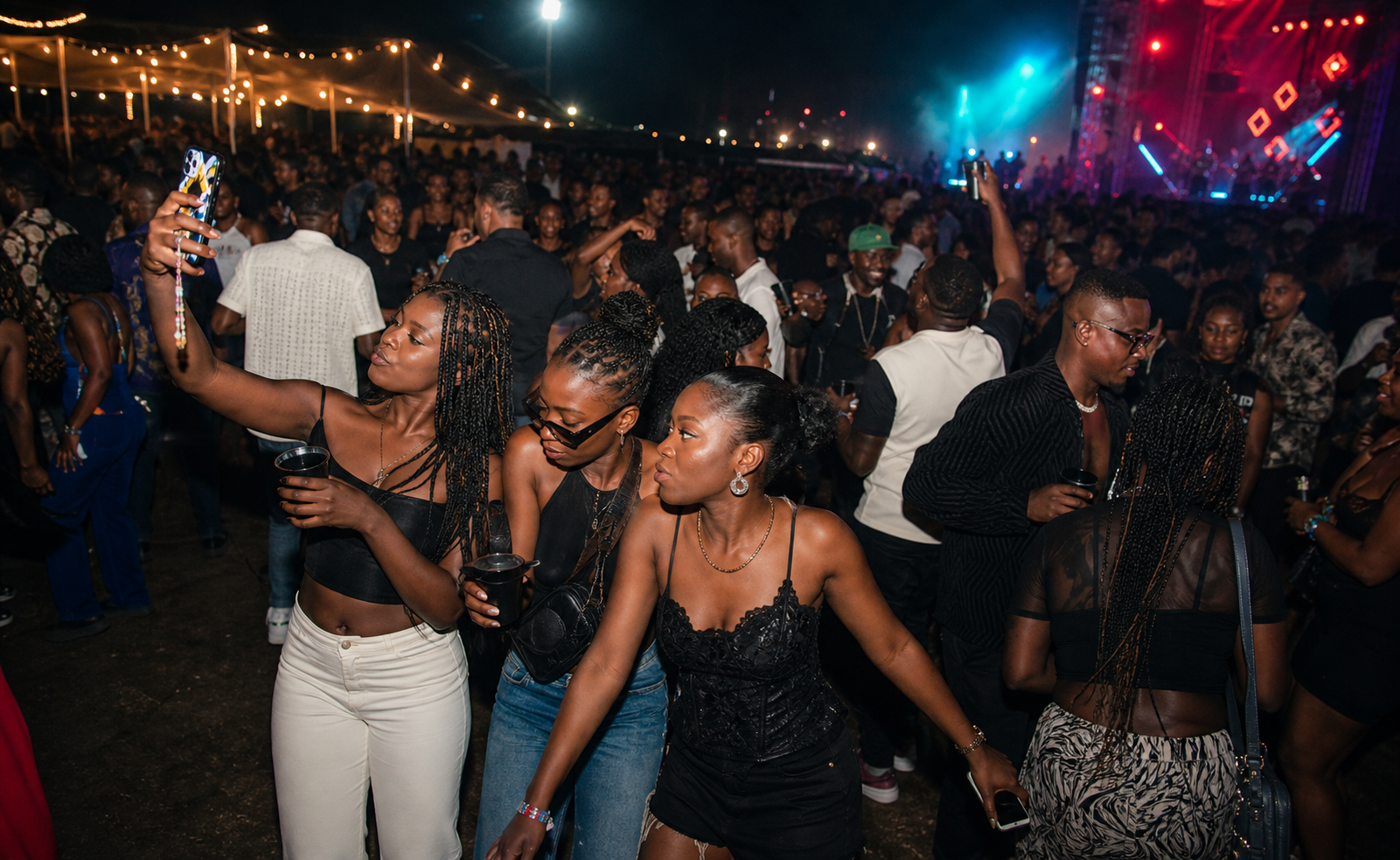 Asili night crowd