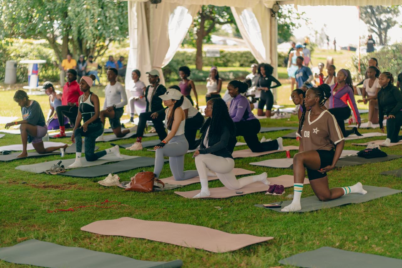 Naya Movement group lunge session